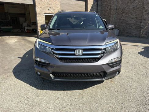 Used 2016 Honda Pilot Touring image 10