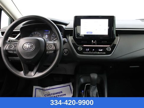 Used 2025 Toyota Corolla LE w/ Convenience Package image 8