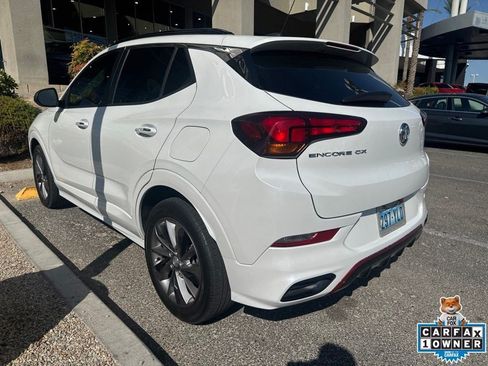 Used 2020 Buick Encore GX Preferred w/ Sport Touring Package FWD image 2
