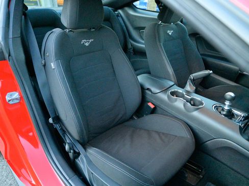 Used 2017 Ford Mustang GT w/ Interior & Wheel Package image 38