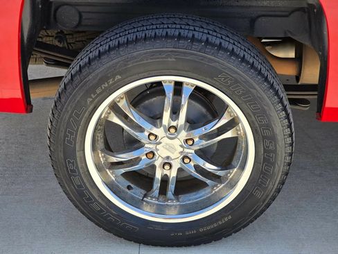Used 2010 Chevrolet Silverado 1500 W/T RWD image 28