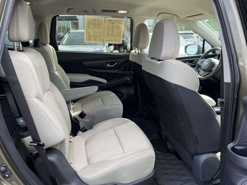 Used 2025 Subaru Ascent Premium AWD/4WD image 13