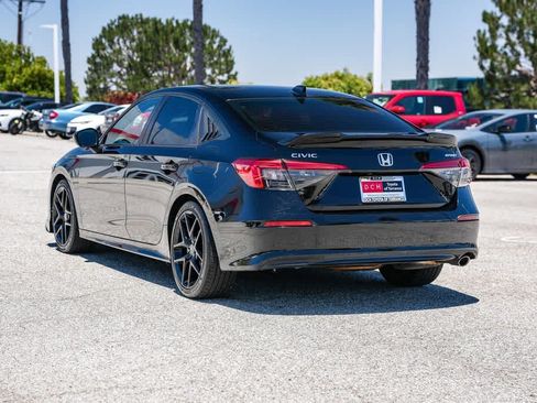 Used 2022 Honda Civic Sport image 8