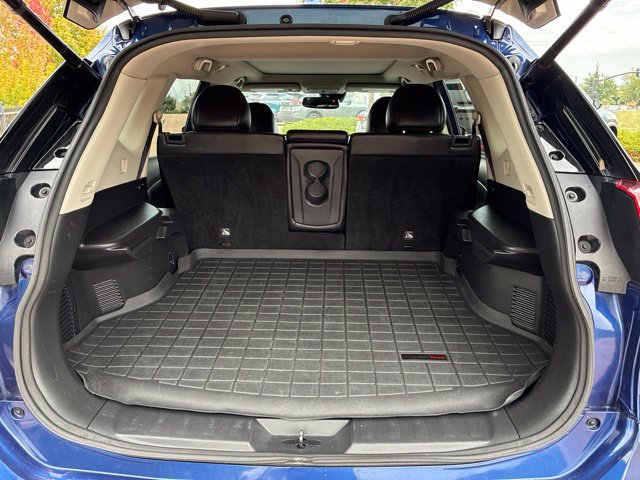 Used 2017 Nissan Rogue SL w/ SL Premium Package AWD/4WD image 10