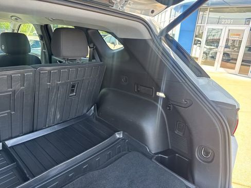 Used 2022 Chevrolet Blazer LT FWD image 30