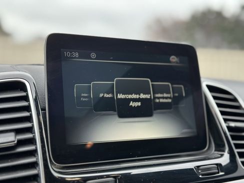 Used 2017 Mercedes-Benz GLE 43 AMG 4MATIC Coupe image 39