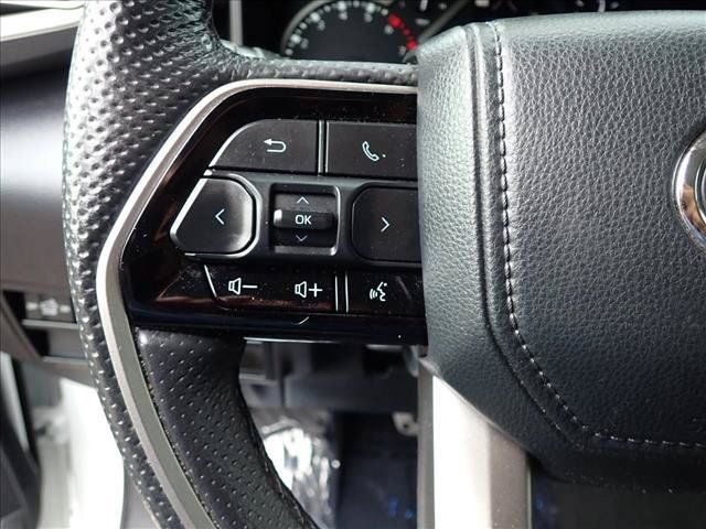 Used 2024 Toyota Tundra SR5 w/ TRD Off-Road Package AWD/4WD image 12