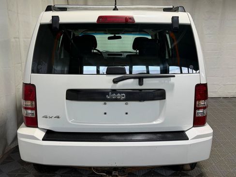 Used 2010 Jeep Liberty Sport w/ Skid Plate Group AWD/4WD image 8