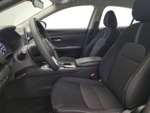Used 2025 Nissan Sentra SV FWD image 17