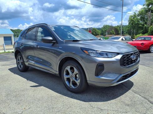 Used 2023 Ford Escape ST-Line image 1