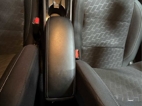 Used 2024 Nissan Kicks SV image 17