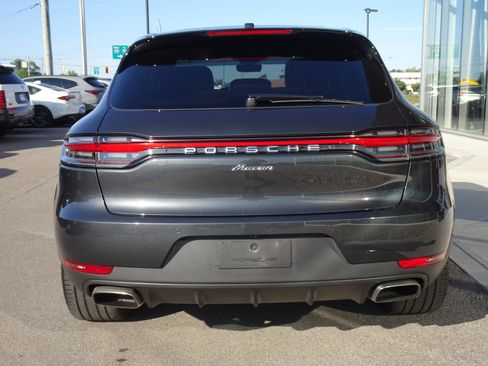 Used 2021 Porsche Macan AWD/4WD image 4