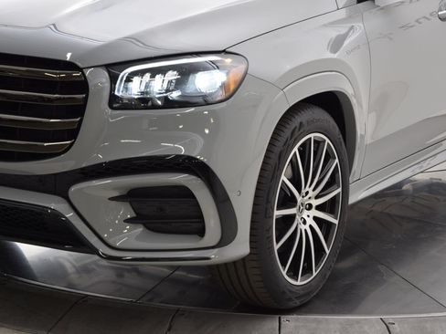 New 2026 Mercedes-Benz GLS 450 4MATIC image 11