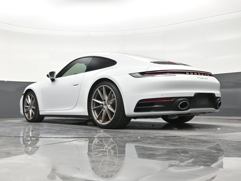 Used 2022 Porsche 911 Carrera RWD image 22