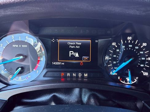 Used 2016 Ford Expedition EL XLT image 32