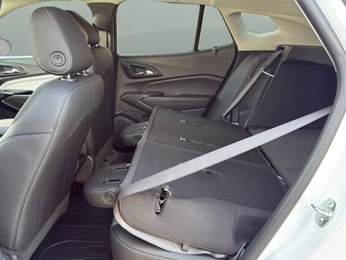 New 2026 Chevrolet Trax LT w/ Driver Confidence Package FWD image 33