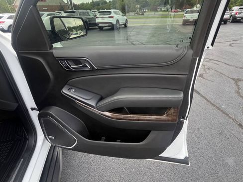 Used 2019 Chevrolet Suburban LT AWD/4WD image 33