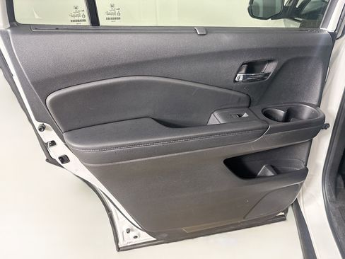 Used 2022 Honda Pilot EX-L image 27