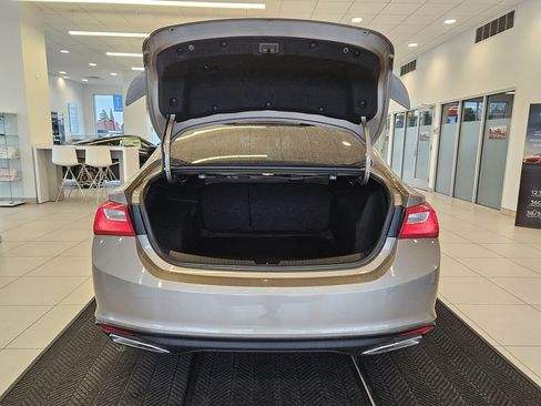 Used 2022 Chevrolet Malibu RS FWD image 9