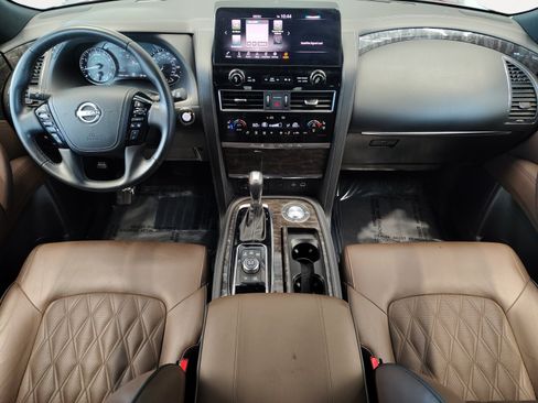 Used 2024 Nissan Armada Platinum w/ Captain's Chairs Package RWD image 3