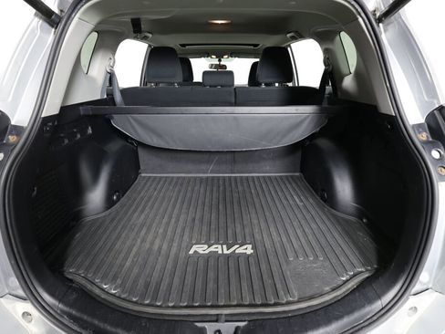 Used 2016 Toyota RAV4 XLE image 18