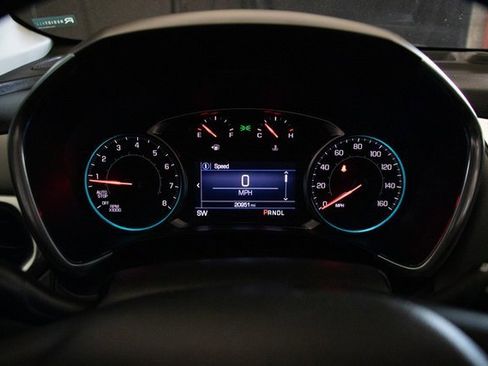 Used 2024 Chevrolet Equinox LS w/ LS Convenience Package image 28