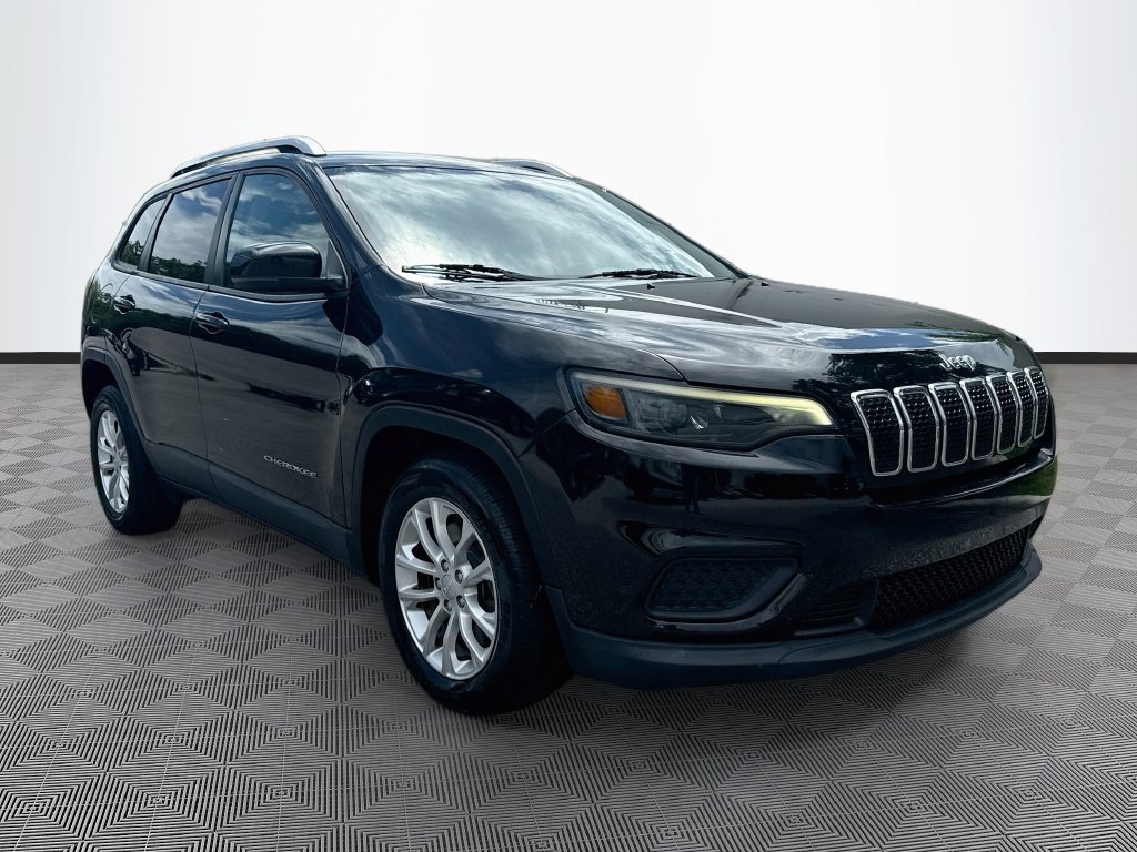 Used 2020 Jeep Cherokee Latitude FWD image 4