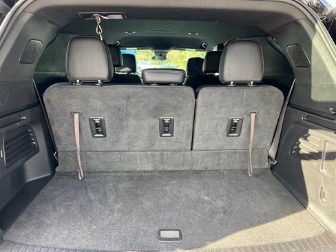 Used 2025 Chevrolet Traverse LT image 15