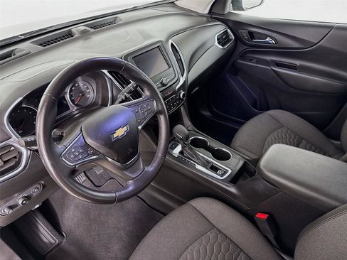 Used 2021 Chevrolet Equinox LT AWD/4WD image 11