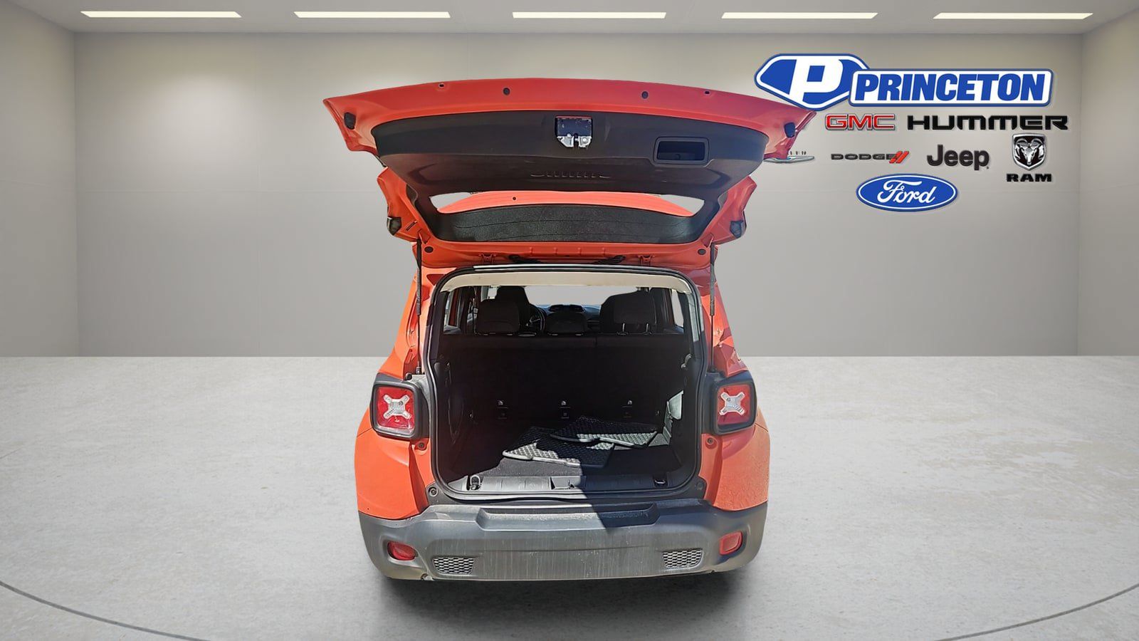 Used 2019 Jeep Renegade Sport AWD/4WD image 9