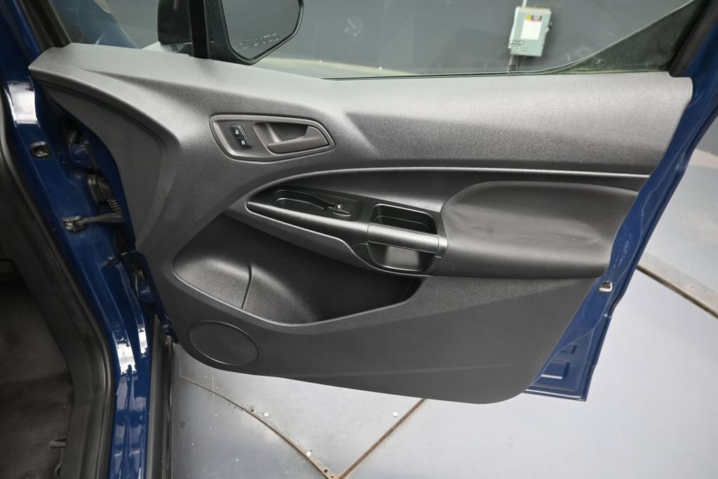 Used 2017 Ford Transit Connect XL FWD image 30