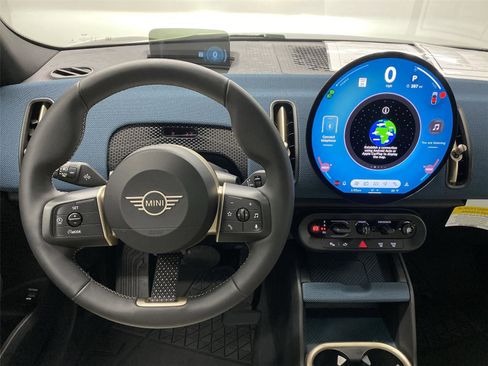 Certified 2025 MINI Cooper Countryman S w/ Comfort Package Max image 31