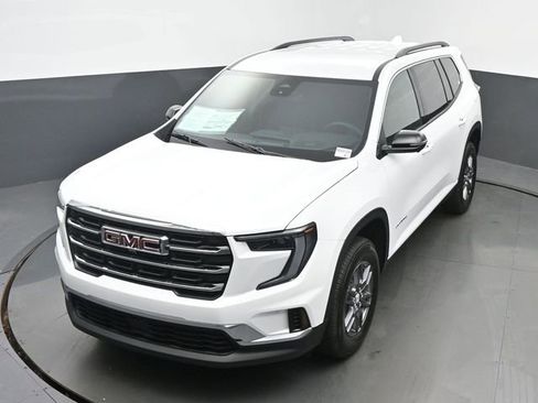 Certified 2026 GMC Acadia Elevation w/ LPO, Floor Liner Package AWD/4WD image 38