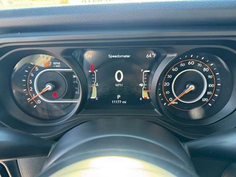 Certified 2025 Jeep Wrangler Sport S image 13