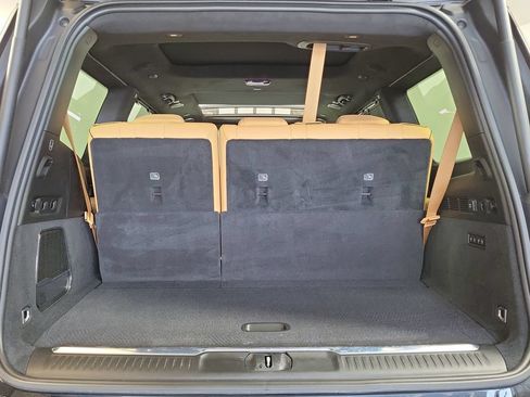 Used 2025 Jeep Grand Wagoneer Series III w/ Rear Seat Video Group 1 AWD/4WD image 27