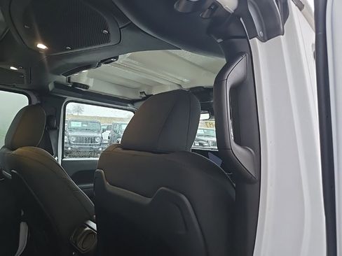 New 2026 Jeep Gladiator Mojave image 84