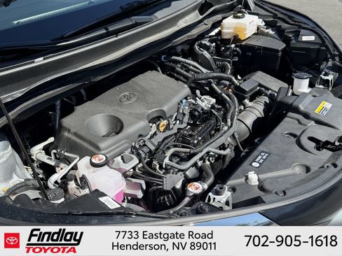 Certified 2025 Toyota Sienna LE FWD image 29