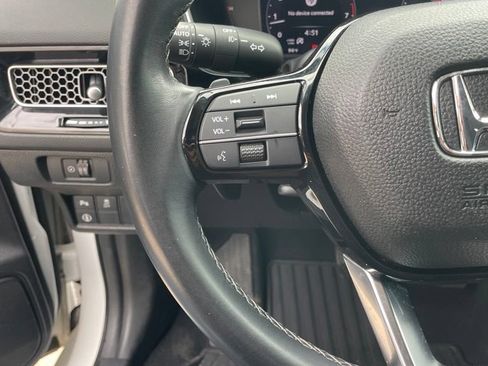Used 2022 Honda Civic Touring image 13