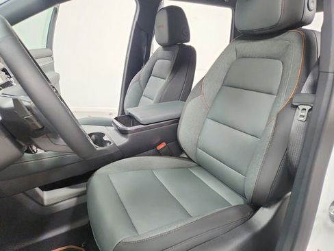 New 2026 GMC Terrain AT4 AWD/4WD image 19
