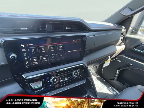 New 2026 GMC Sierra 2500 AT4 w/ AT4 Premium Plus Package AWD/4WD image 18