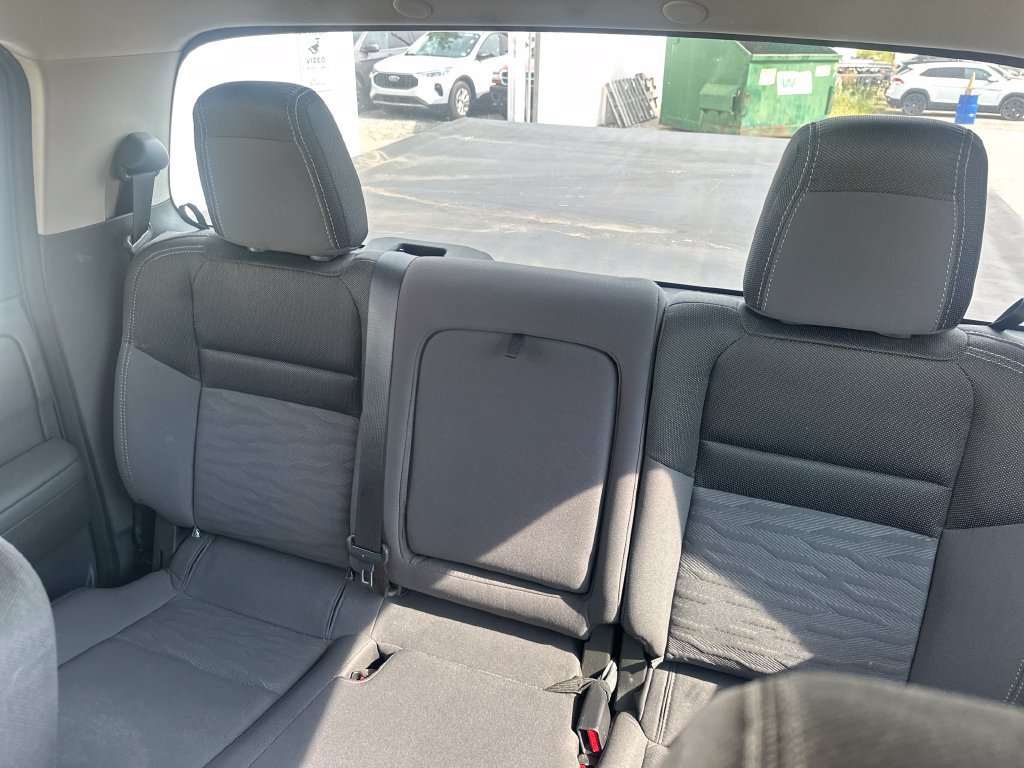Certified 2022 Nissan Frontier SV w/ Technology Package AWD/4WD image 46
