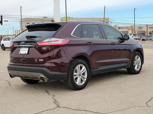 Used 2020 Ford Edge SEL w/ Convenience Package image 4