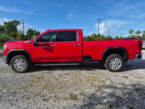 Used 2024 GMC Sierra 3500 SLT w/ SLT Premium Package AWD/4WD image 9
