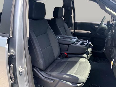 Used 2026 Chevrolet Silverado 1500 Custom AWD/4WD image 16