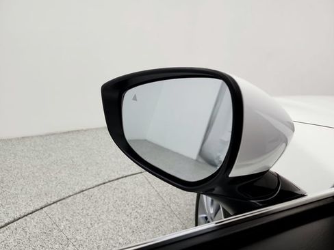 Used 2023 MAZDA CX-30 AWD 2.5 S w/ Premium Package image 23