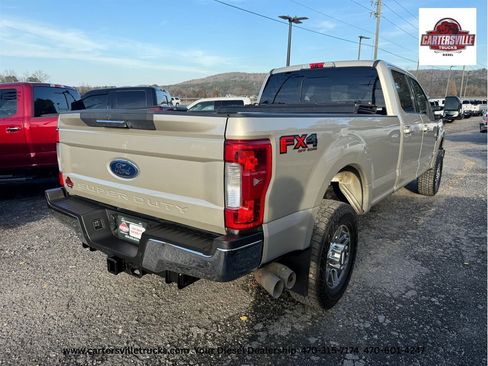 Used 2017 Ford F350 Lariat w/ Lariat Value Package AWD/4WD image 5