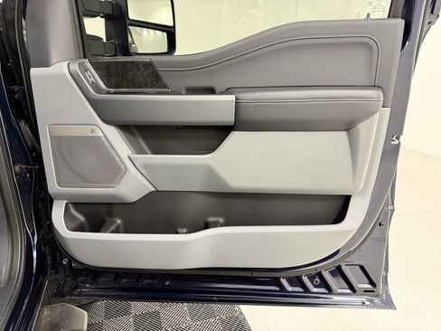 Used 2024 Ford F250 XLT w/ XLT Premium Package image 31