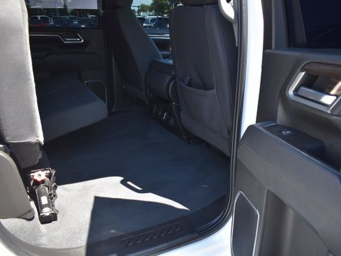 Used 2025 Chevrolet Silverado 2500 LT AWD/4WD image 17