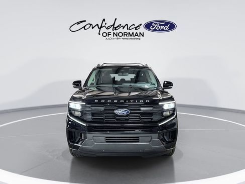 New 2026 Ford Expedition Max Active AWD/4WD image 2