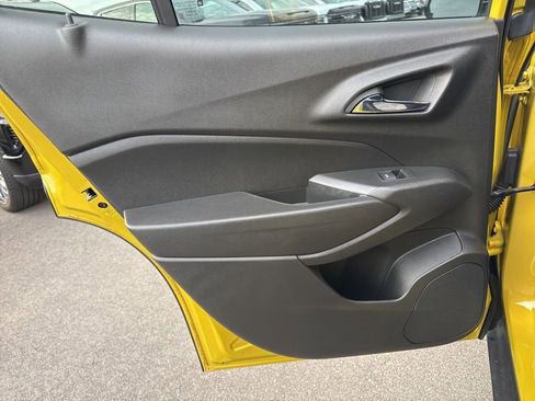 Used 2024 Chevrolet Trax RS w/ Driver Confidence Package image 25